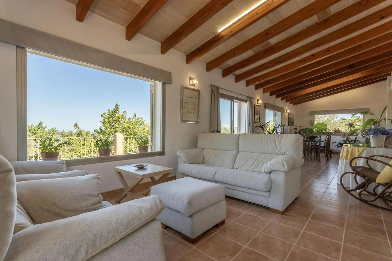 Villa La Llar Clara Selva