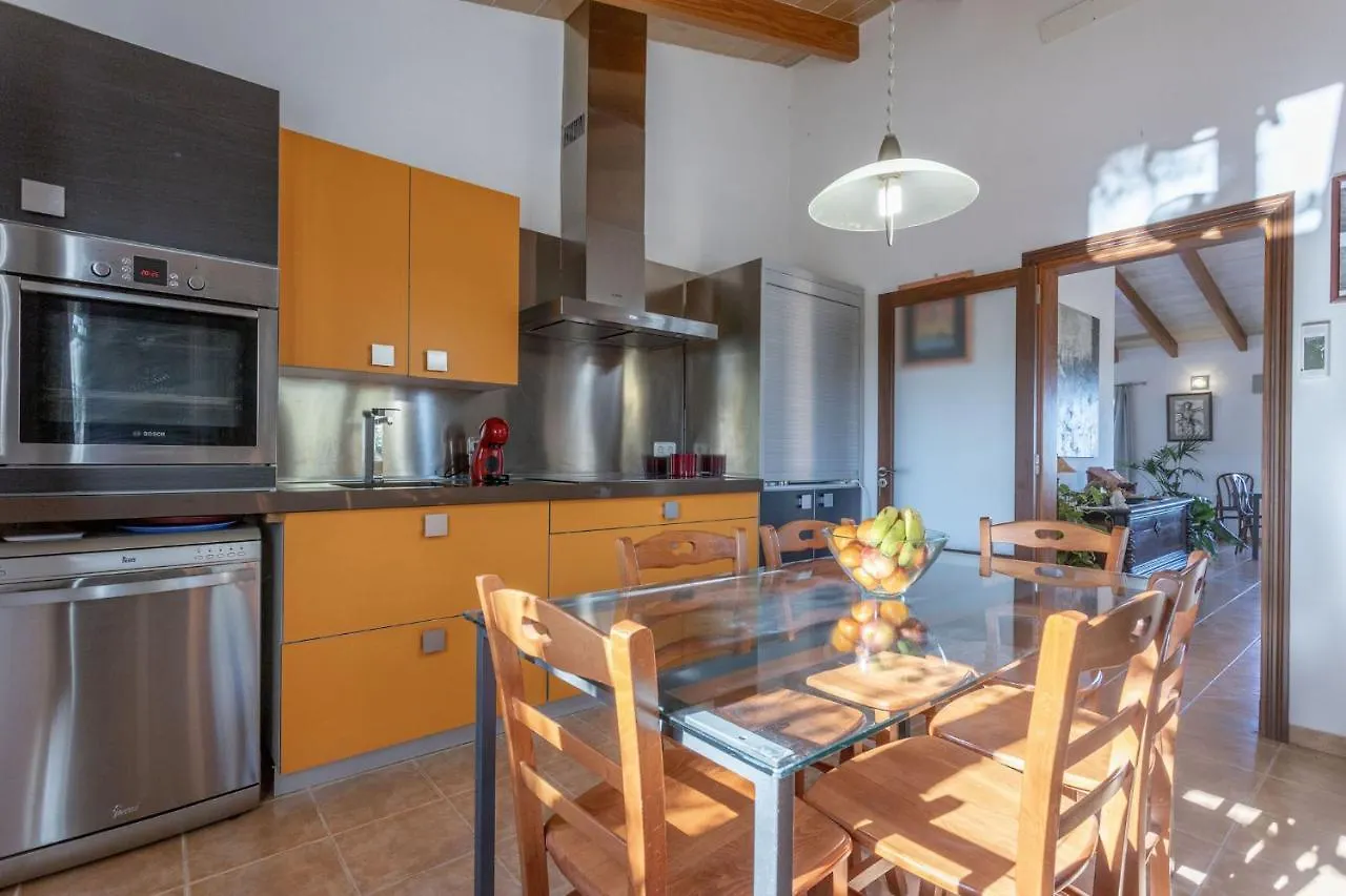 Villa La Llar Clara Selva  Spanje